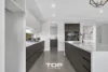 10 Kunlun Crescent, Clyde North, Vic 3978-Image