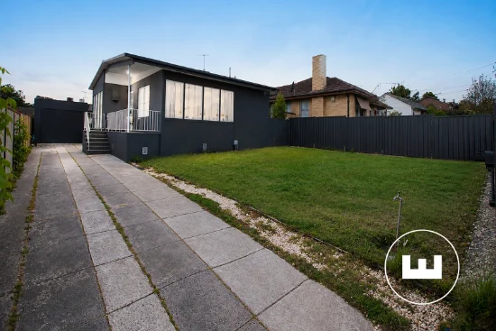 10 Lacebark Street, Doveton, Vic 3177 - For Sale