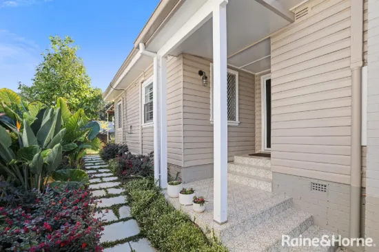 10 Lancaster Avenue, Tamworth, NSW 2340