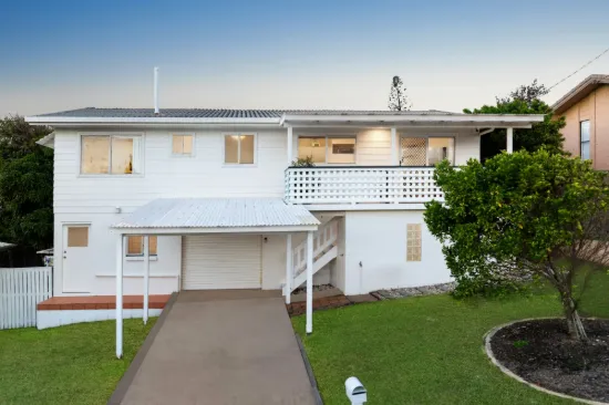 10 Landrail Street, Peregian Beach, Qld 4573