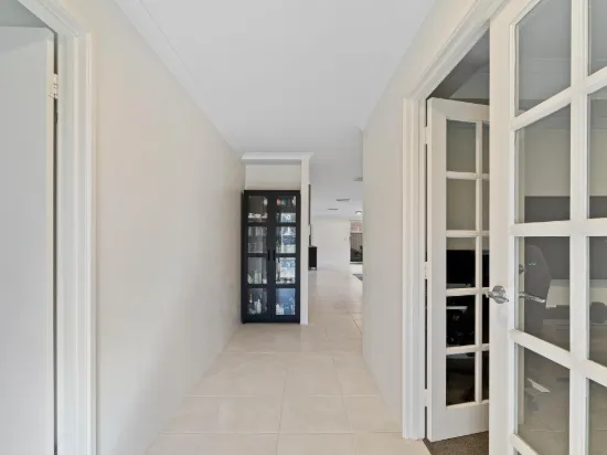 10 Laredo Bend, Port Kennedy, WA 6172-Image