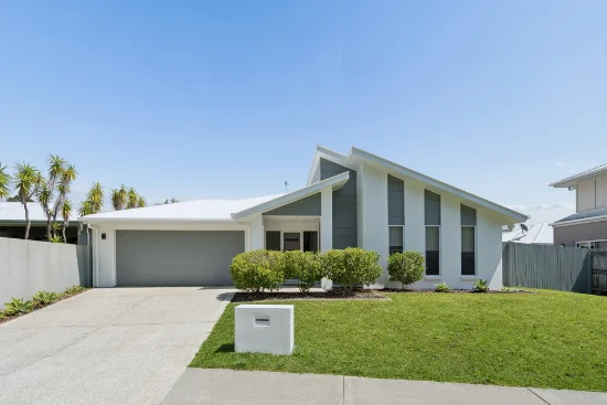 10 Lark Circuit, Mountain Creek, Qld 4557 - For Rent