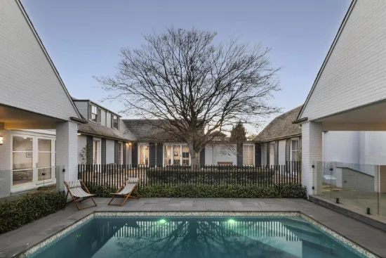 10 Layton Crescent, Newtown, Vic 3220