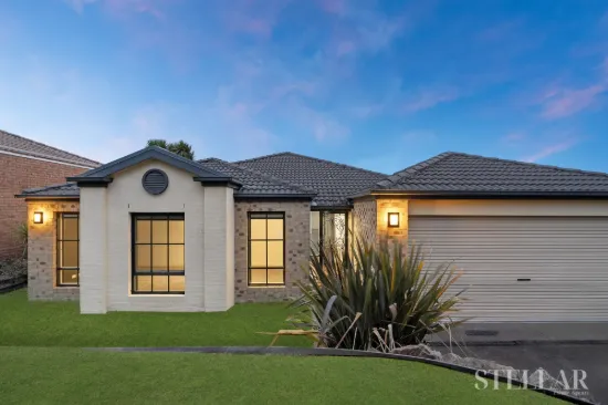 10 Leigh Drive, Pakenham, Vic 3810