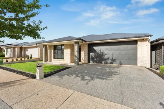 10 Lewis Drive, Blakeview, SA 5114