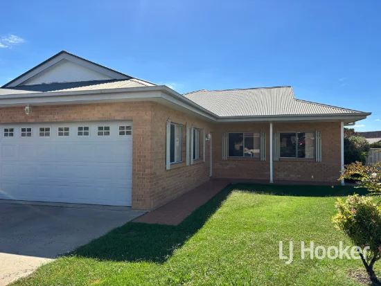 10 Libani Close, Inverell, NSW 2360