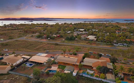 10 Lockyer Crescent, Dampier, WA 6713