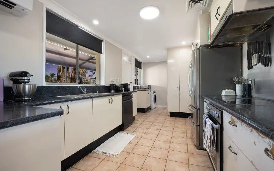 10 Lockyer Crescent, Dampier, WA 6713-Image