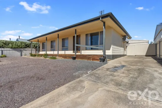 10 Loller Street, Moonta Bay, SA 5558