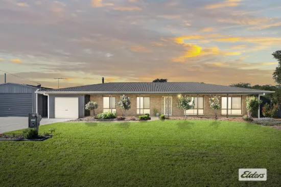 10 Lone Pine Avenue, Corowa, NSW 2646