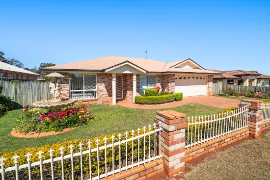 10 Macrossan Street, Cranley, Qld 4350