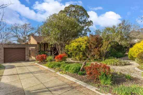 10 Maidment Place, Kambah, ACT 2902