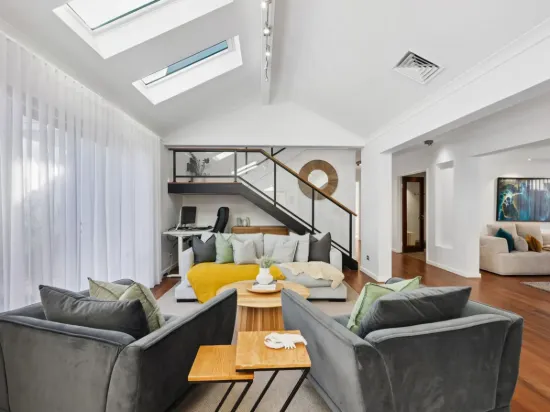 10 Mallorca Avenue, Hillarys, WA 6025