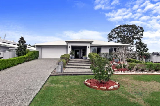 10 Marine Court, Urangan, Qld 4655