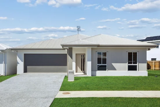 10 Marlow Street, Banya, Qld 4551