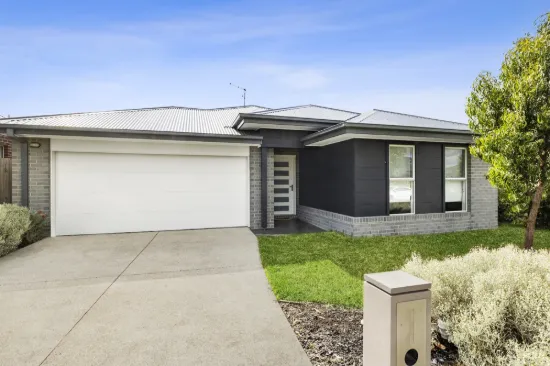 10 McCormack Avenue, Armstrong Creek, Vic 3217