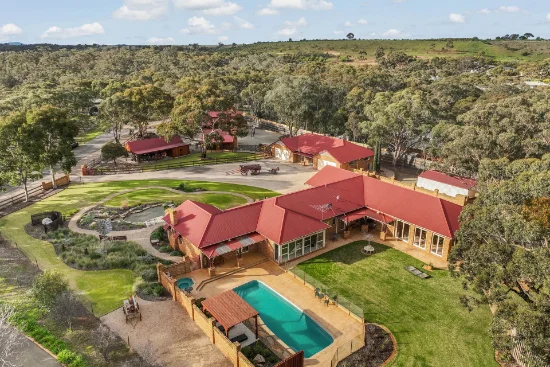 10 McKenzie Court, Merrimu, Vic 3340