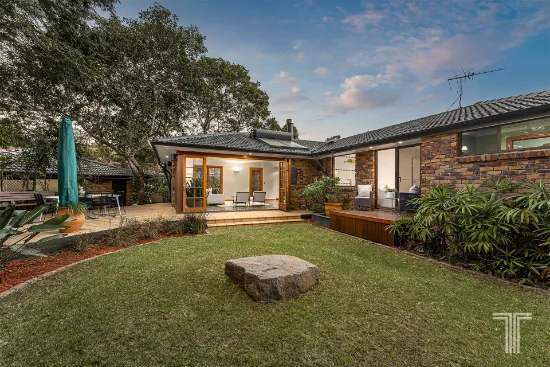10 Meadowbank Street, Carindale, Qld 4152
