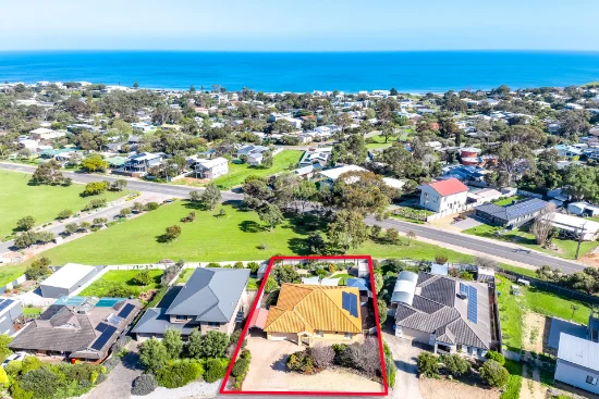 10 Merino Avenue, Carrickalinga, SA 5204