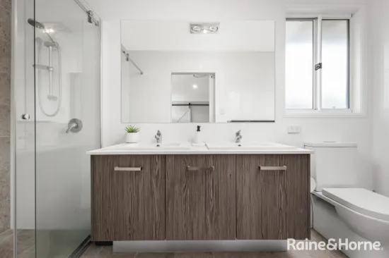 10 Meydan Street, Box Hill, NSW 2765-Image