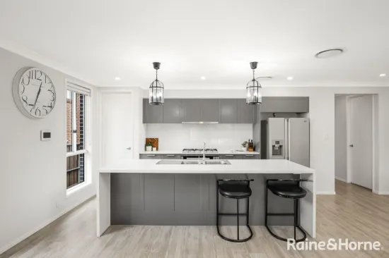 10 Meydan Street, Box Hill, NSW 2765-Image
