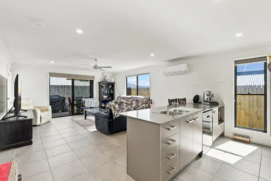 10 Monarch Street, Flagstone, Qld 4280-Image