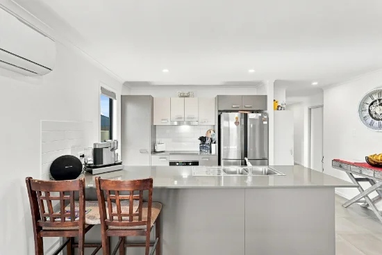10 Monarch Street, Flagstone, Qld 4280-Image