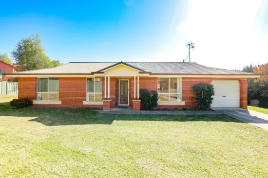 10 Mooney Valley Place, West Bathurst, NSW 2795