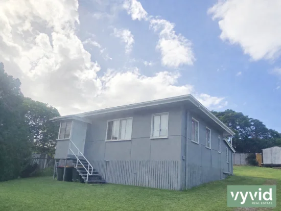 10 Murray St, Gladstone Central, Qld 4680