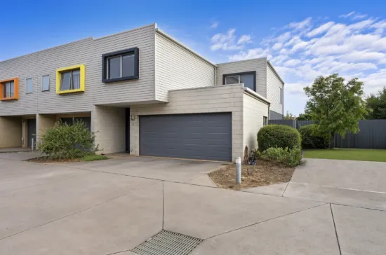 10 Napier Place, Warrnambool, Vic 3280