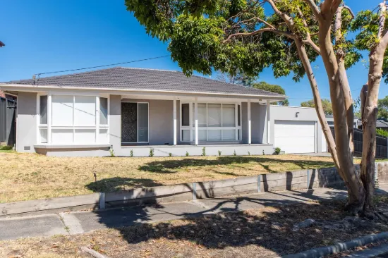 10 Narambi Crescent, Frankston, Vic 3199