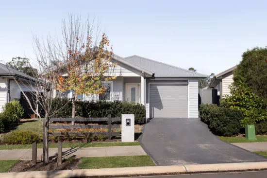 10 Orchard Avenue, Cobbitty, NSW 2570
