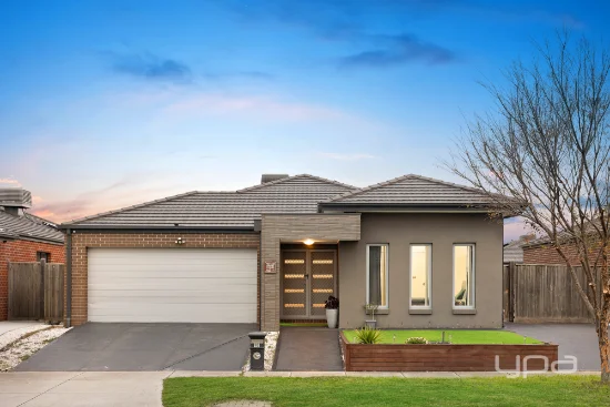 10 Ostend Crescent, Point Cook, Vic 3030