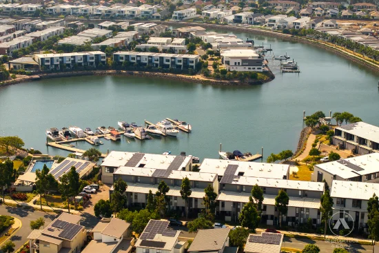 10 Outrigger Circuit, Hope Island, Qld 4212