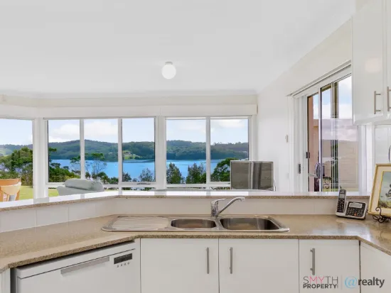 10 Oyster Lane, Narooma, NSW 2546