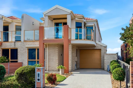 10 Parkside Crescent, Seaholme, Vic 3018