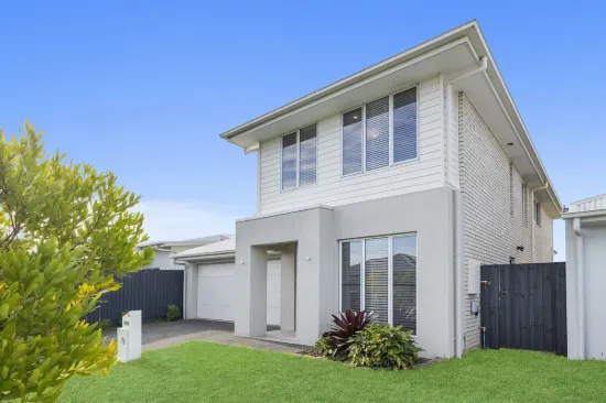 10 Peace Street, Palmview, Qld 4553