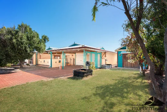 10 Peterwangey Place, Port Denison, WA 6525