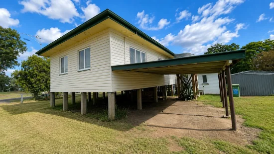 10 Pratten Street, Dalby, Qld 4405