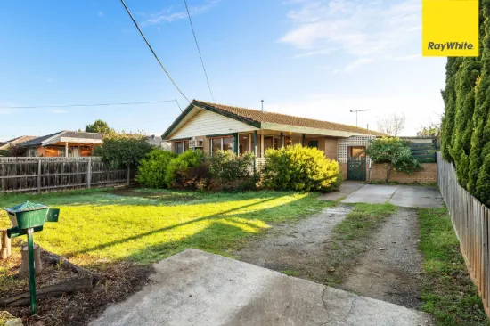 10 Quail Crescent, Melton VIC 3337-Image