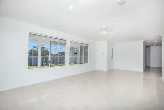 10 Queenscliff Crescent, Robina QLD 4226-Image