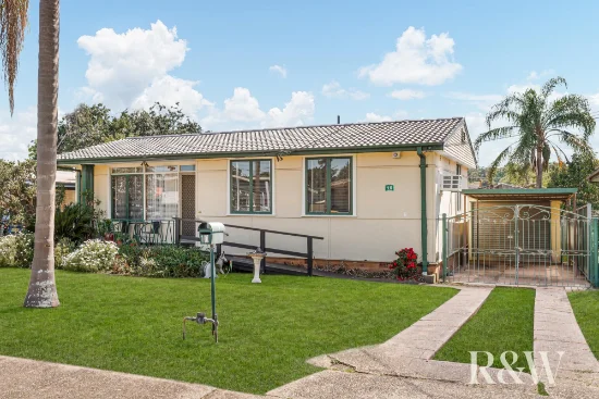 10 Rabaul Avenue, Whalan, NSW 2770