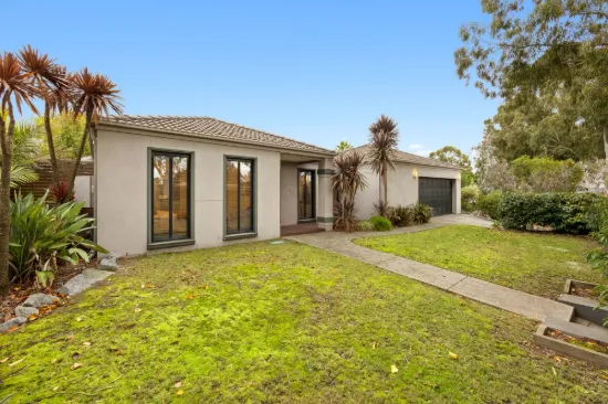 10 Riviera Drive, Berwick, Vic 3806