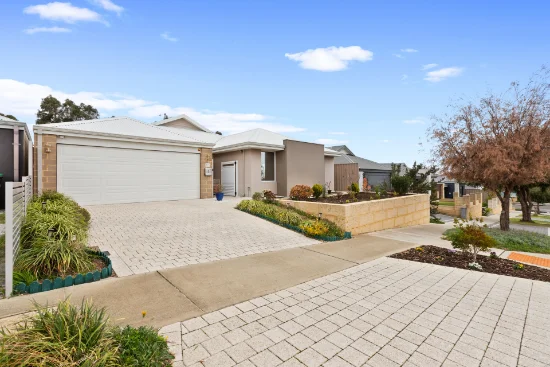 10 Rondo Way, Yanchep, WA 6035