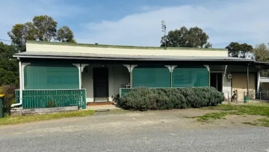 10 Rutherford Street, Charlton, Vic 3525