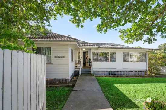 10 Sapphire Street, Holland Park, Qld 4121