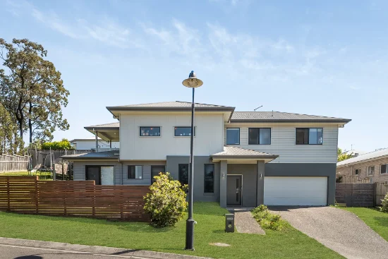 10 Saunders Close, Upper Kedron, Qld 4055