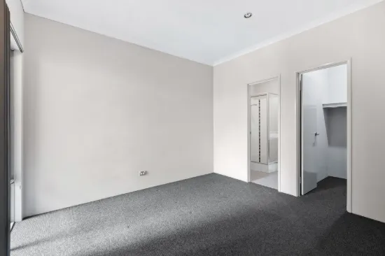 10 Saunton Way, Ridgewood, WA 6030-Image