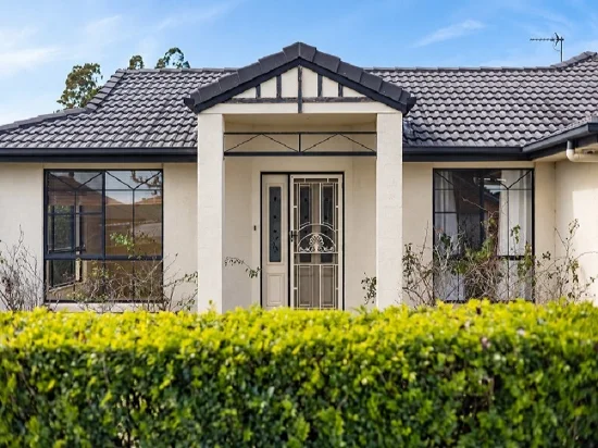 10 Scullin Street, Middle Ridge, Qld 4350