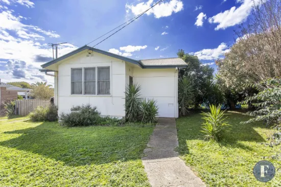 10 Sheahan Street, Cowra, NSW 2794